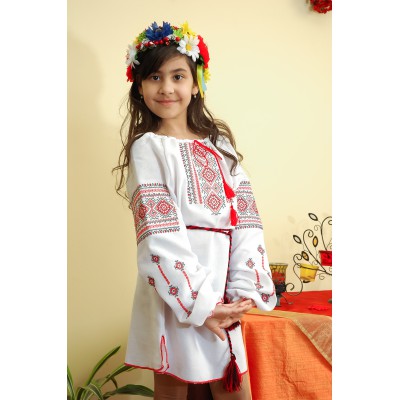 Embroidered dress/blouse/tunic "Happy Summer"